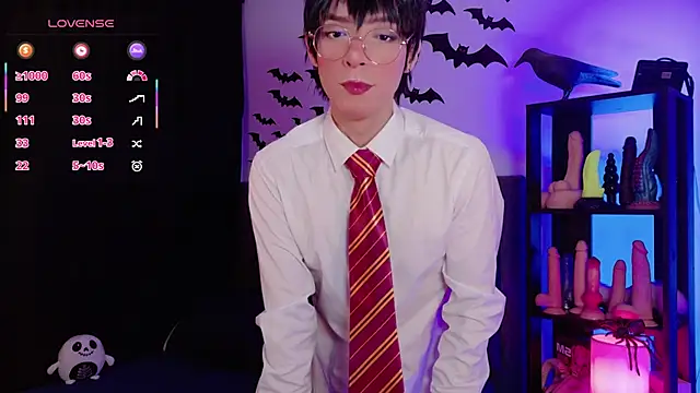 Snapshot of Sammy_Russell chatting on 10/28/25, 07:34 Sammy Russell online show from 10/28/25, 07:34