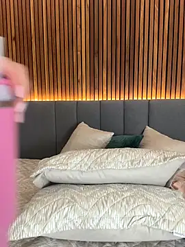 EmiilyAdams  online show from 11/07/25, 09:48