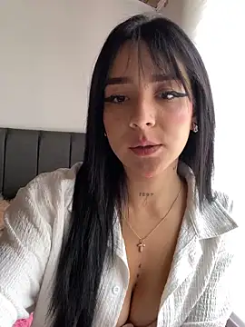 Snapshot of Gabitorres chatting on 09/11/25, 03:01 Gabitorres online show from 09/11/25, 03:01