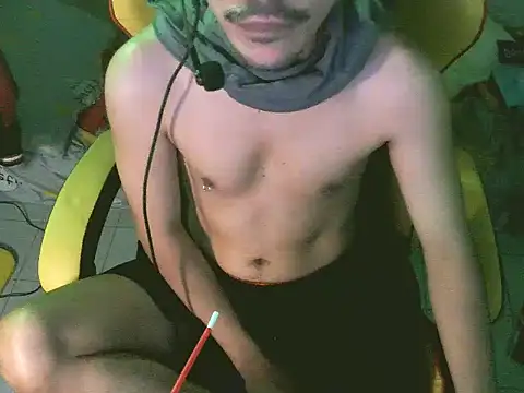 cloudyth1994 online show from 12/22/24, 08:03