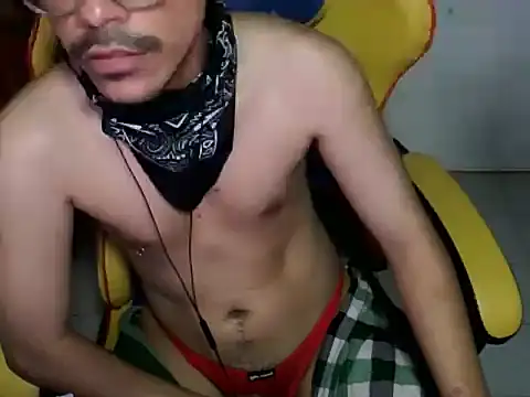 cloudyth1994 online show from 02/26/25, 05:07