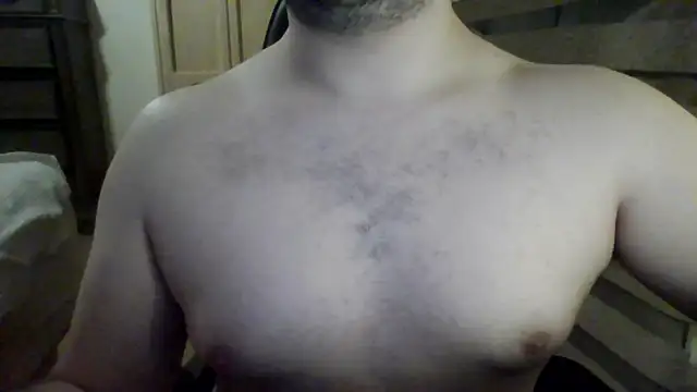 Snapshot of Himbo_fox chatting on 10/18/25, 06:48 Himbo fox online show from 10/18/25, 06:48