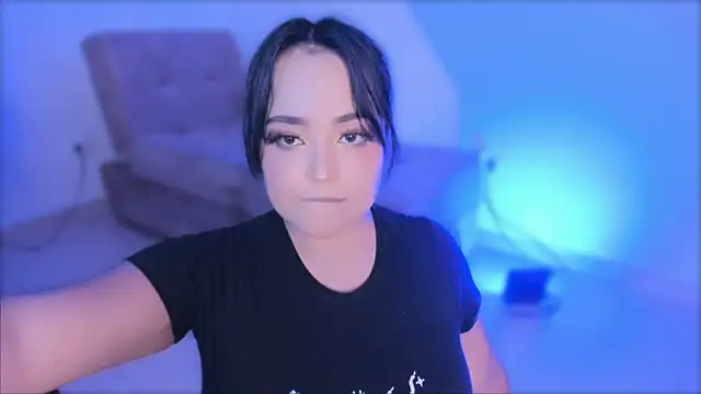 ValeryySoto  online show from 02/14/25, 12:30