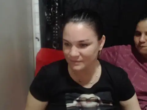 Snapshot of love_and_Lust chatting on 02/27/25, 02:21 love and Lust online show from 02/27/25, 02:21