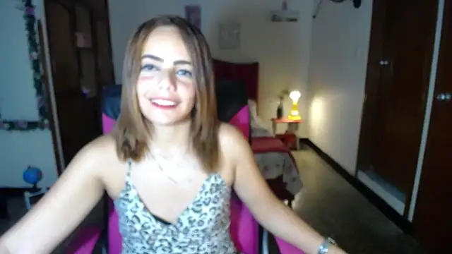 Snapshot of danielle_rose_1 chatting on 01/10/25, 09:53 danielle rose 1 online show from 01/10/25, 09:53