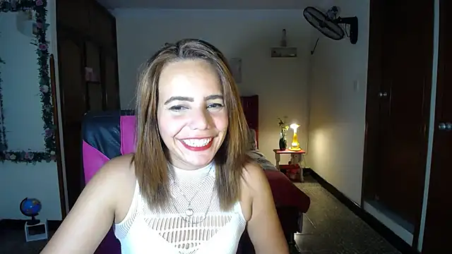 Snapshot of danielle_rose_1 chatting on 01/22/25, 09:21 danielle rose 1 online show from 01/22/25, 09:21