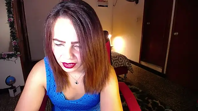 Snapshot of danielle_rose_1 chatting on 10/06/25, 03:09 danielle rose 1 online show from 10/06/25, 03:09
