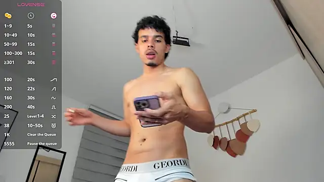 mateoleonee online show from 01/11/25, 06:56