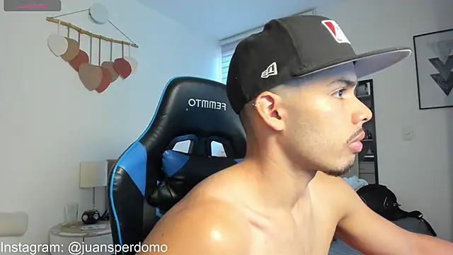 mateoleonee online show from 09/12/25, 07:47