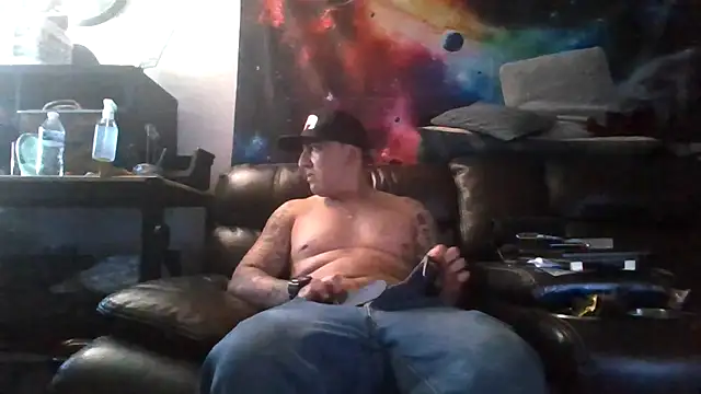 Snapshot of Antoniothedon chatting on 09/08/25, 05:56 Antoniothedon online show from 09/08/25, 05:56