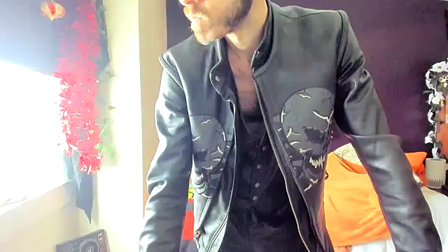 leatherz69 online show from 03/03/25, 05:29