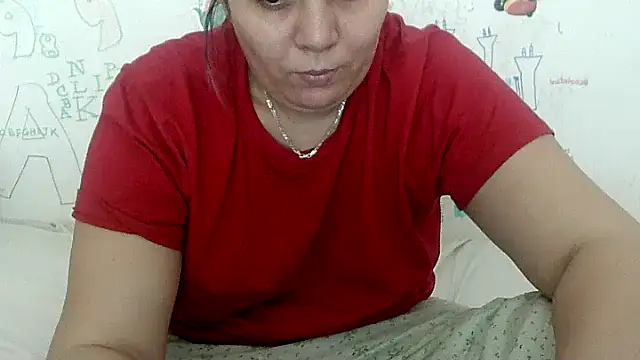 Snapshot of VixenBya chatting on 01/11/25, 10:08 VixenBya online show from 01/11/25, 10:08