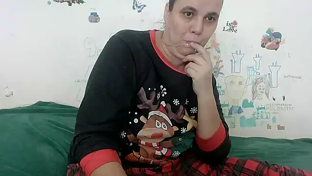 Snapshot of VixenBya chatting on 01/25/25, 10:40 VixenBya online show from 01/25/25, 10:40