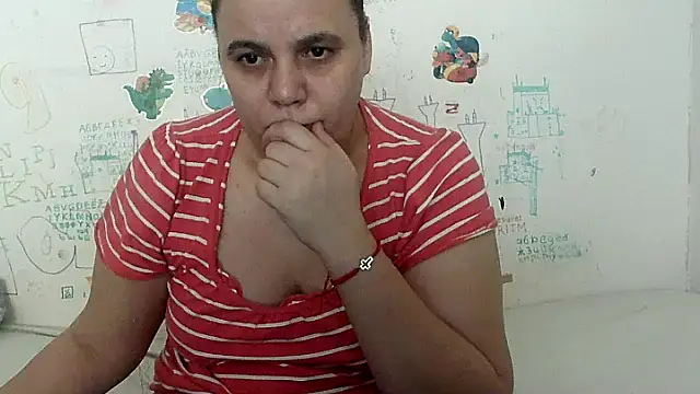 Snapshot of VixenBya chatting on 09/28/25, 07:14 VixenBya online show from 09/28/25, 07:14