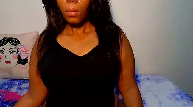 Snapshot of SexyFreaky_ chatting on 02/19/25, 04:23 SexyFreaky online show from 02/19/25, 04:23