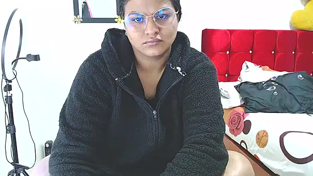 Snapshot of SweetAlmaa chatting on 01/14/25, 09:45 SweetAlmaa online show from 01/14/25, 09:45