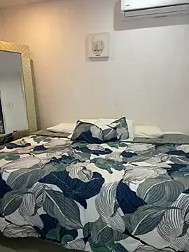 Belissa miller online show from 12/15/24, 04:15