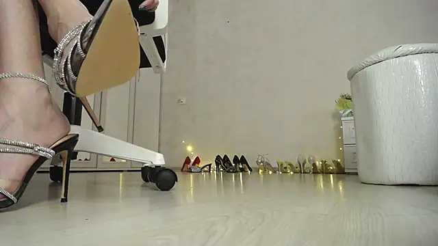 Devil Goddess online show from 01/15/25, 06:19