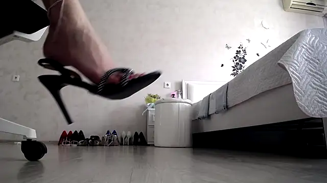 Devil Goddess online show from 02/01/25, 11:21