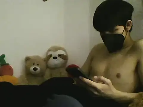 Snapshot of Dennis_2024 chatting on 02/11/25, 10:28 Dennis 2024 online show from 02/11/25, 10:28