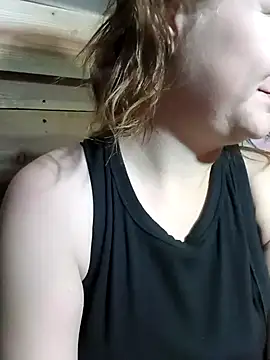 Eluradess online show from 10/26/25, 02:34