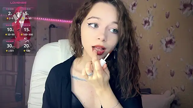 Snapshot of _SofiaBrown chatting on 12/03/24, 08:06 SofiaBrown online show from 12/03/24, 08:06