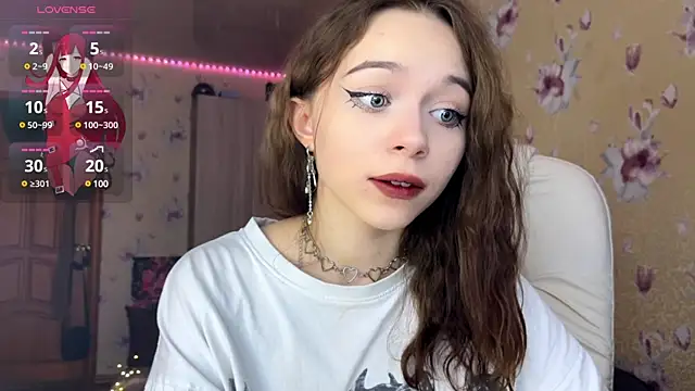 Snapshot of _SofiaBrown chatting on 12/18/24, 06:35 SofiaBrown online show from 12/18/24, 06:35