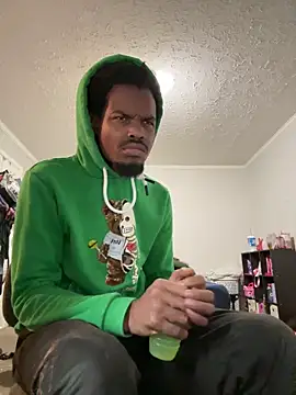 Snapshot of zerodaddydom chatting on 01/05/25, 07:17 zerodaddydom online show from 01/05/25, 07:17