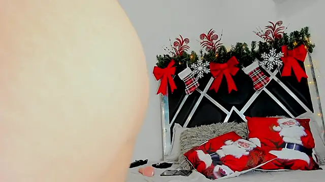 Snapshot of anahidolls chatting on 12/20/24, 12:49 anahidolls online show from 12/20/24, 12:49