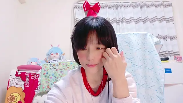 Snapshot of renapiyon8182 chatting on 12/10/24, 05:39 renapiyon8182 online show from 12/10/24, 05:39