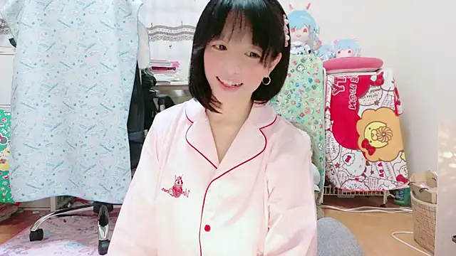 Snapshot of renapiyon8182 chatting on 01/01/25, 07:53 renapiyon8182 online show from 01/01/25, 07:53