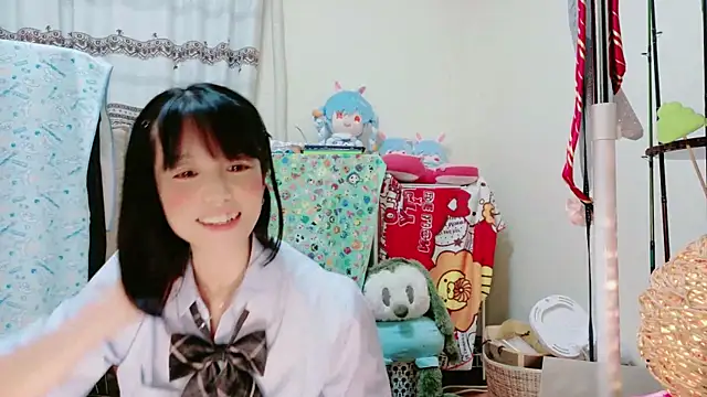 Snapshot of renapiyon8182 chatting on 03/13/25, 05:22 renapiyon8182 online show from 03/13/25, 05:22