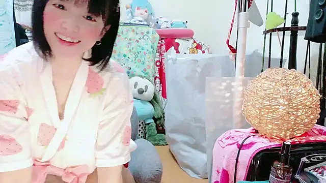 Snapshot of renapiyon8182 chatting on 03/19/25, 07:38 renapiyon8182 online show from 03/19/25, 07:38