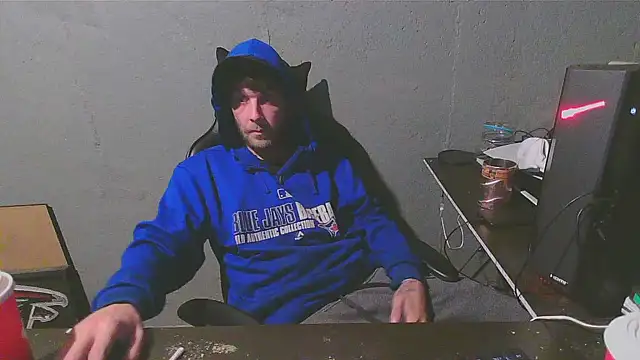 Snapshot of Superoz77 chatting on 01/02/25, 07:01 Superoz77 online show from 01/02/25, 07:01