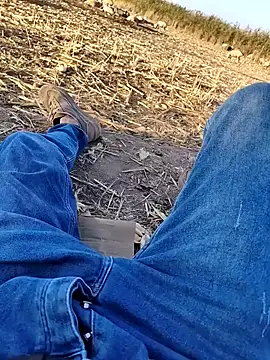 Snapshot of murokkk31 chatting on 10/16/25, 01:45 murokkk31 online show from 10/16/25, 01:45