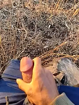 Snapshot of murokkk31 chatting on 11/28/25, 04:37 murokkk31 online show from 11/28/25, 04:37