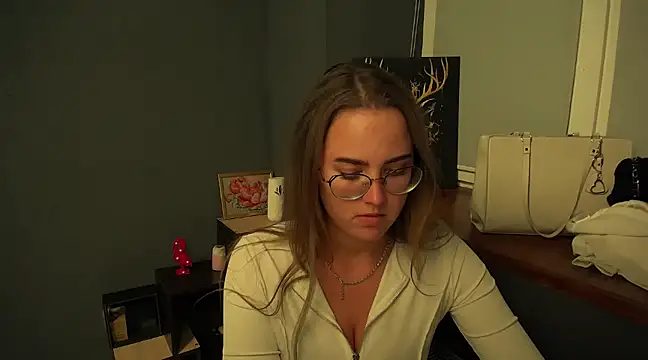 luxie milady online show from 12/05/24, 05:17