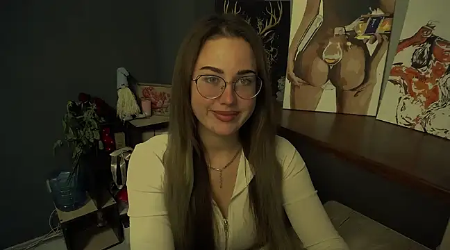 luxie milady online show from 03/03/25, 01:09