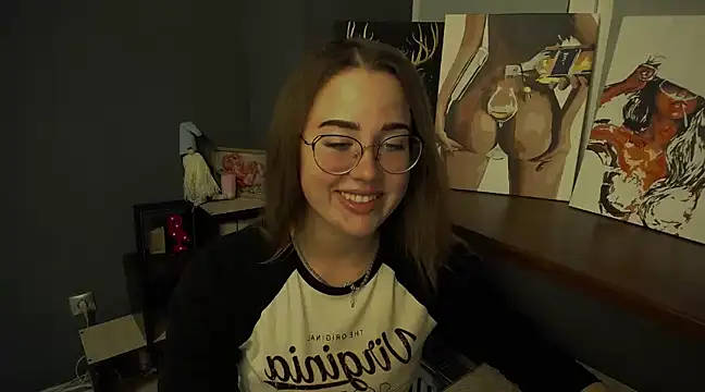 luxie milady online show from 03/13/25, 01:50