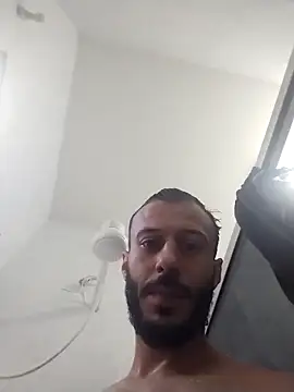 Snapshot of LopeseLua chatting on 09/27/25, 03:17 LopeseLua online show from 09/27/25, 03:17