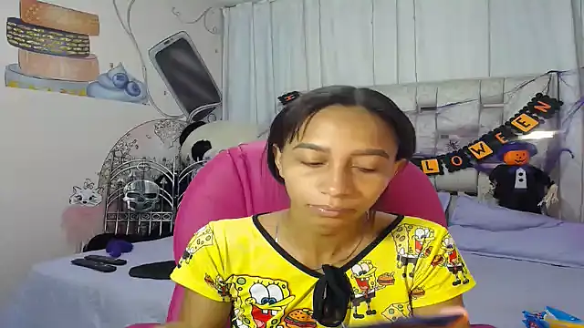 EMMA SWEETT1 online show from 10/08/25, 12:36