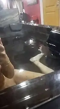 Snapshot of Mayer_09 chatting on 12/15/24, 03:24 Mayer 09 online show from 12/15/24, 03:24