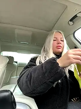 Snapshot of Jessy_Jo chatting on 11/21/25, 06:45 Jessy Jo online show from 11/21/25, 06:45