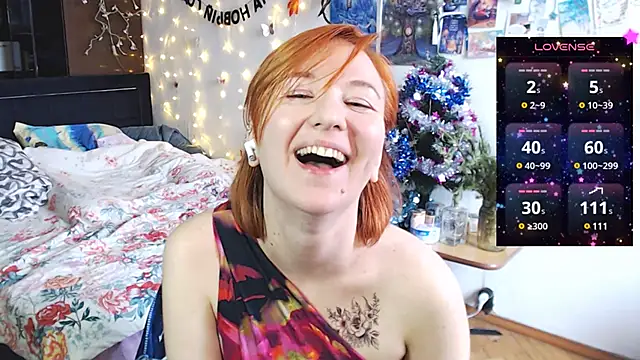 Snapshot of licentia__poetica chatting on 01/01/25, 08:13 licentia poetica online show from 01/01/25, 08:13