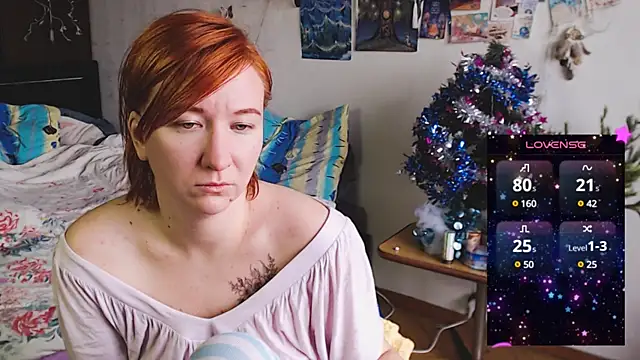 Snapshot of licentia__poetica chatting on 01/04/25, 11:00 licentia poetica online show from 01/04/25, 11:00