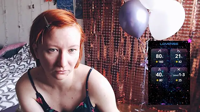 Snapshot of licentia__poetica chatting on 02/22/25, 10:40 licentia poetica online show from 02/22/25, 10:40