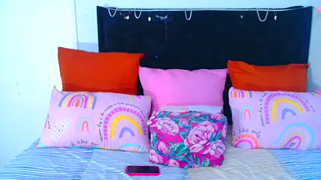 SAVAGExBOO online show from 10/21/25, 10:21