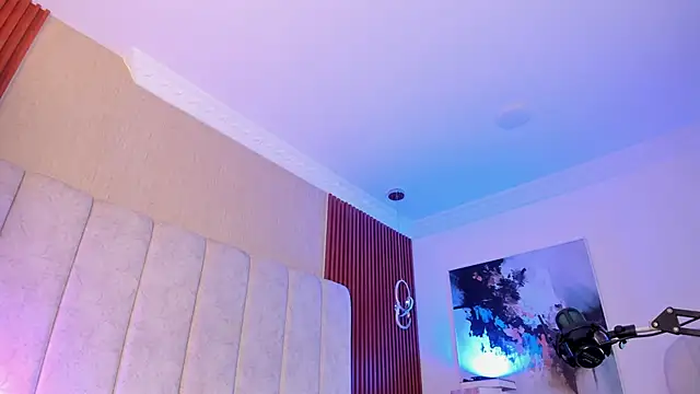 Snapshot of HannaRed_ chatting on 10/11/25, 07:45 HannaRed online show from 10/11/25, 07:45