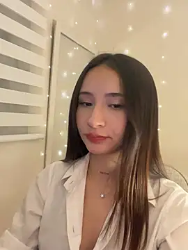 Snapshot of Angeeel_ chatting on 03/04/25, 04:49 Angeeel online show from 03/04/25, 04:49