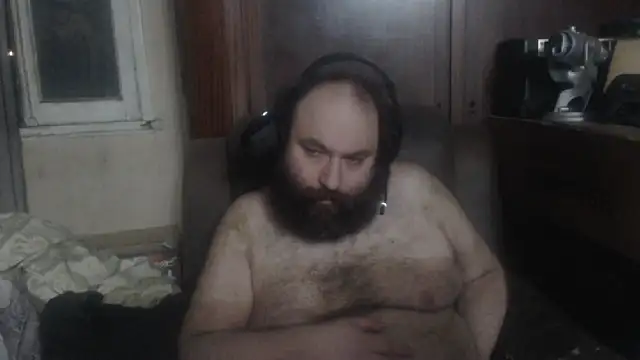 Snapshot of hairyhulk chatting on 01/26/25, 06:59 hairyhulk online show from 01/26/25, 06:59